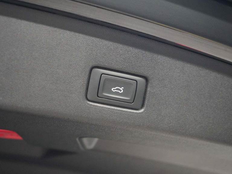 Audi Q4 e-tron 45 S-line