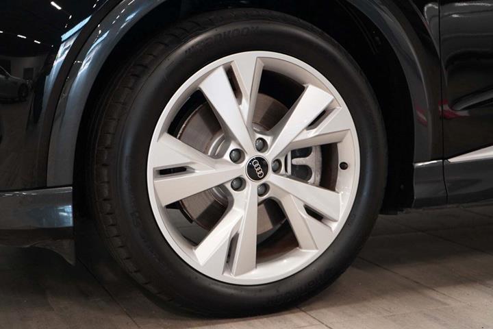 Sort Audi Q4 e-tron fra 2024