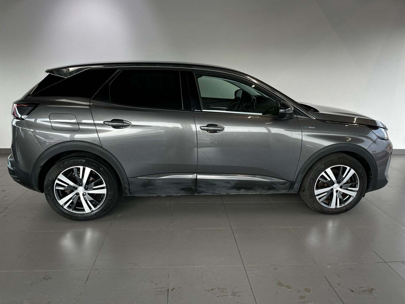 Peugeot 3008 1,6 Hybrid Selection Sport LTD EAT8