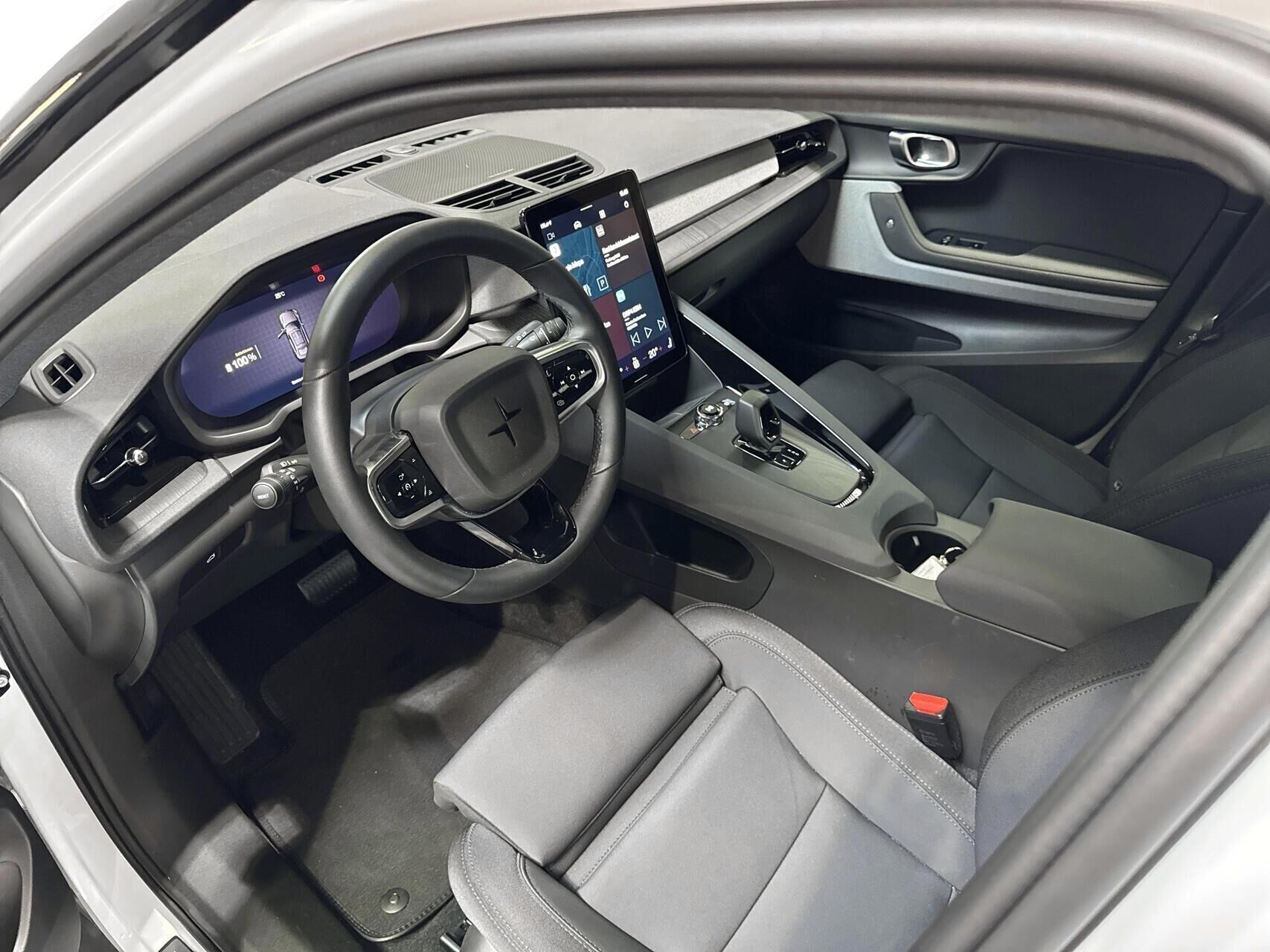 Polestar 2 EL Long range Dual motor Plus AWD 421HK 5d Aut.