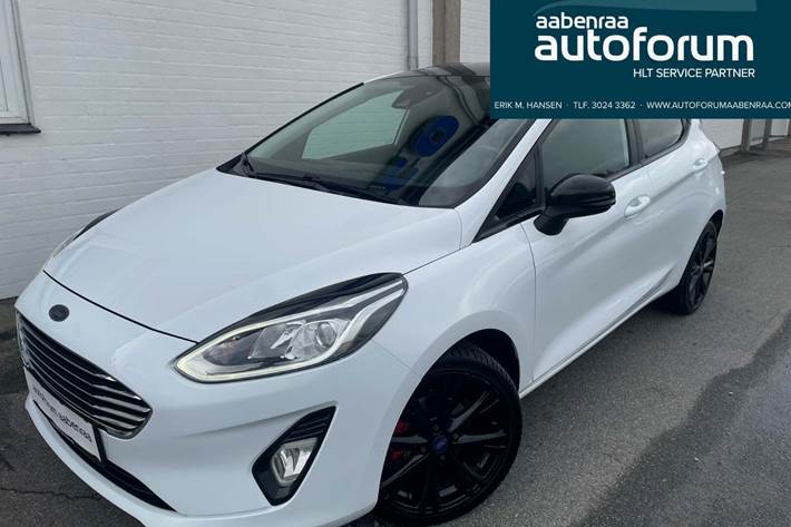 Hvid Ford Fiesta fra 2018 set udefra