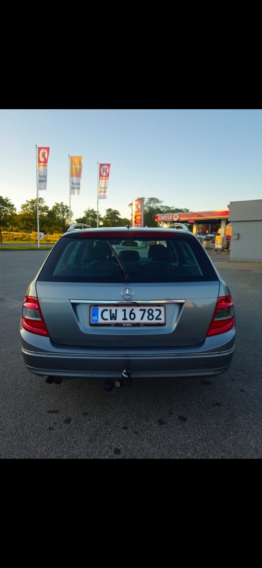 Grå Mercedes 200 fra 2010