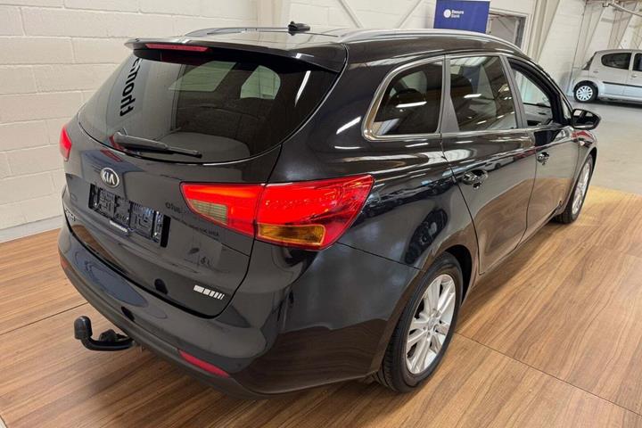 Sort Kia Ceed fra 2016