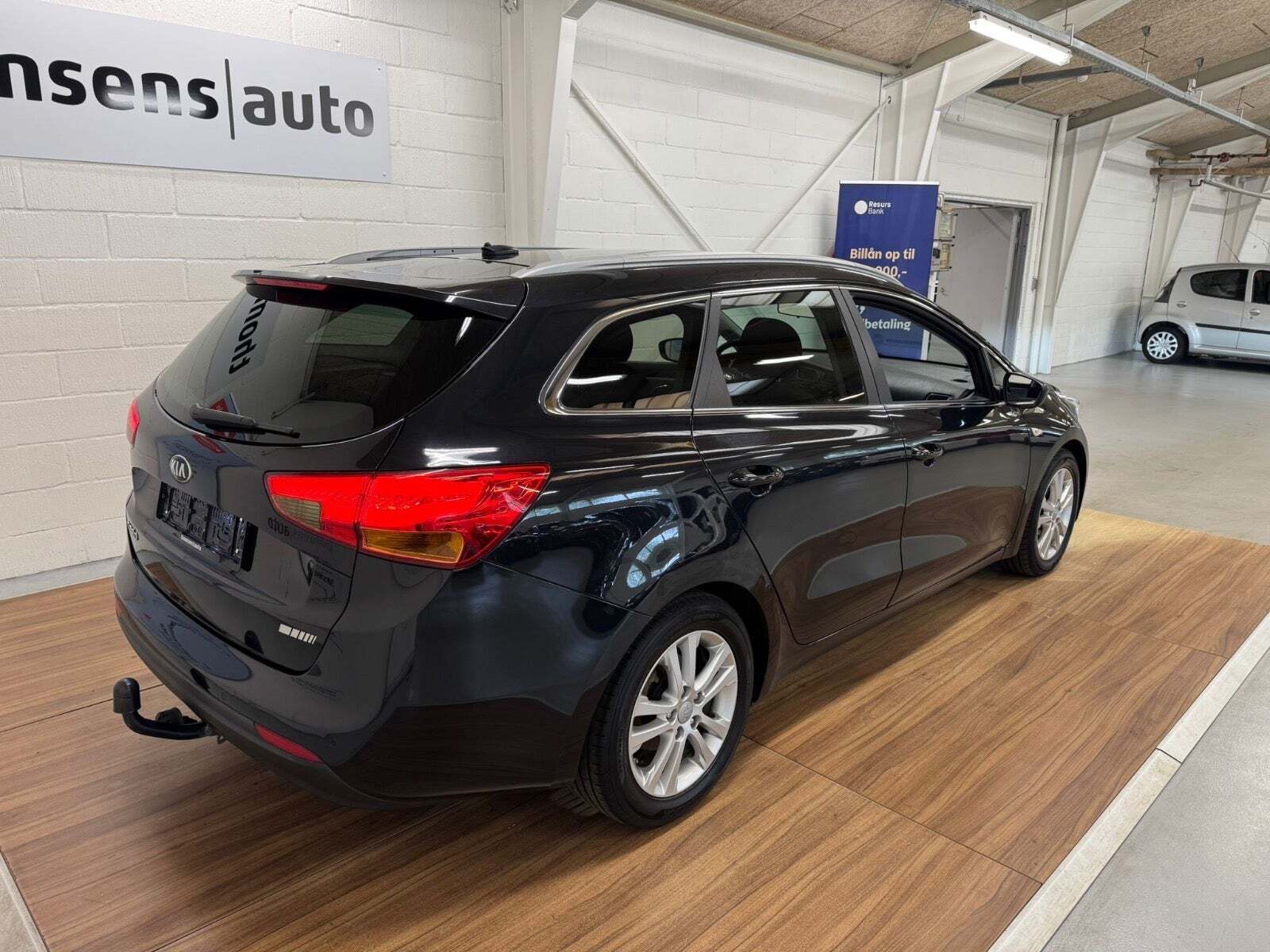 Sort Kia Ceed fra 2016