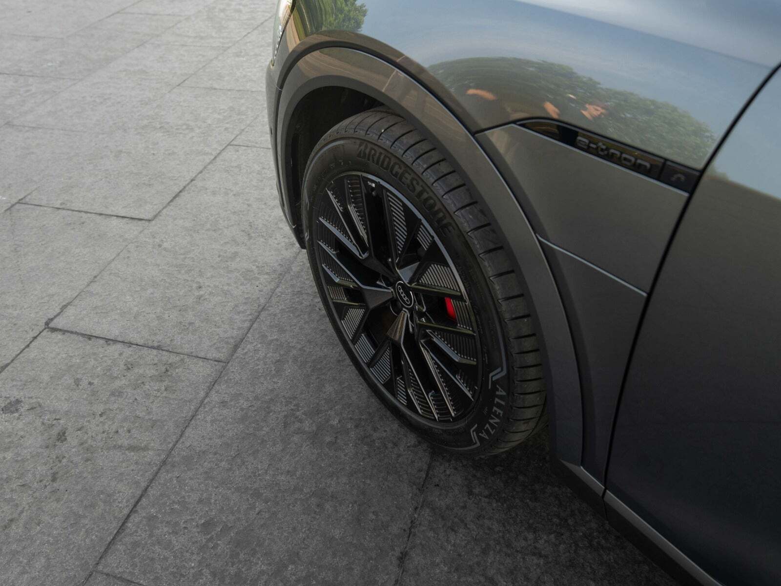 Audi Q8 e-tron 55 S-line Sportback quattro