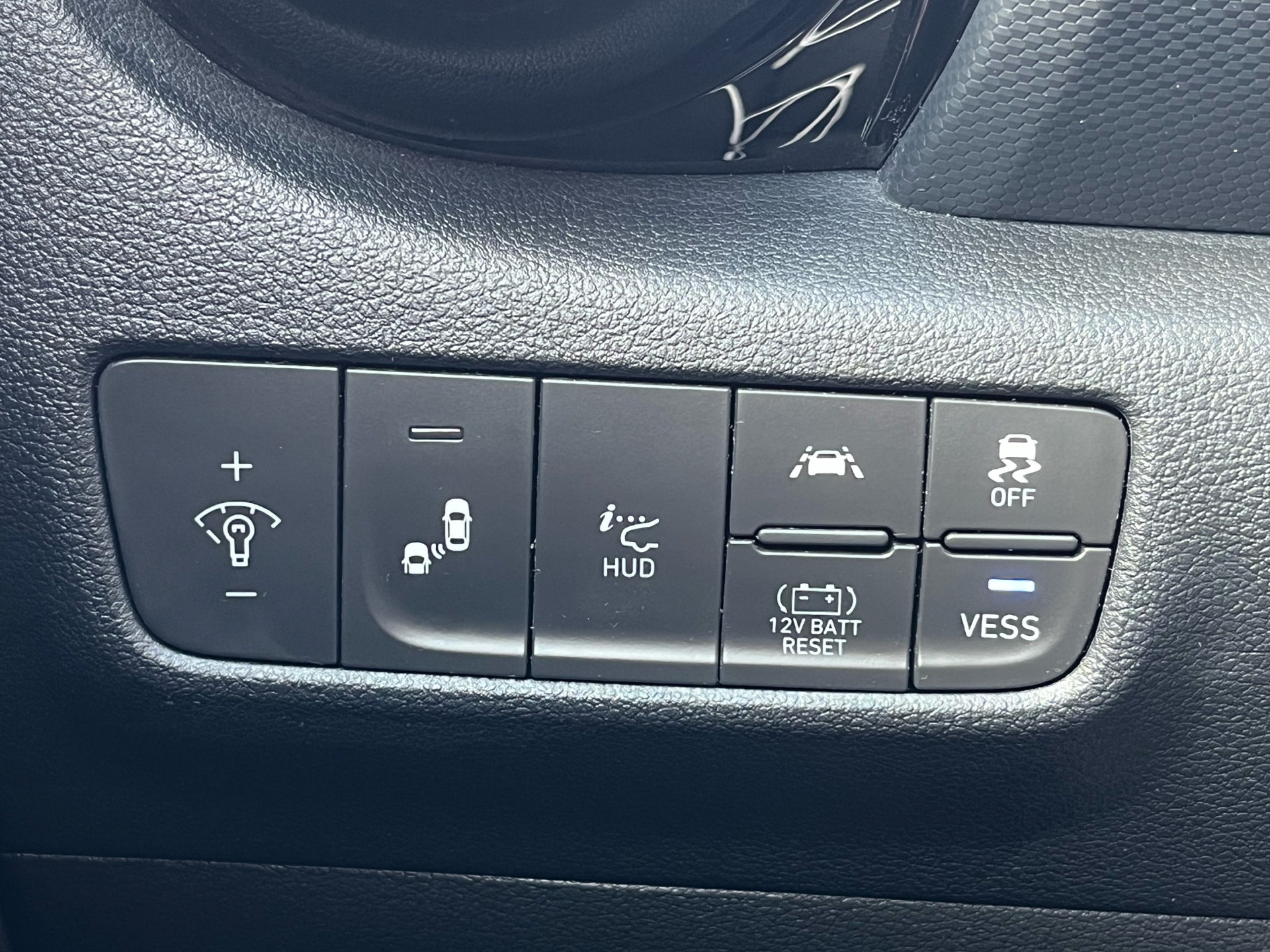 Sølv Hyundai Kona fra 2020
