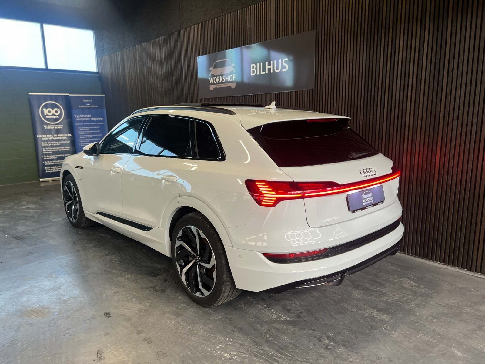 Audi e-tron 55 S-line quattro