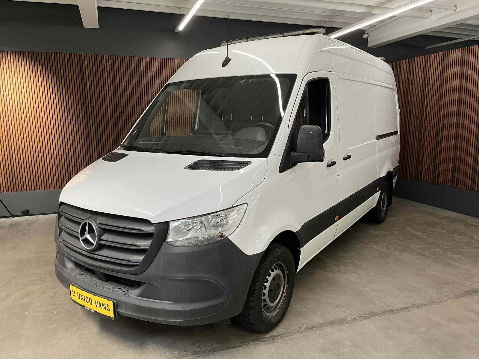 Mercedes Sprinter 317 2,0 CDi A2 Kassevogn aut. RWD