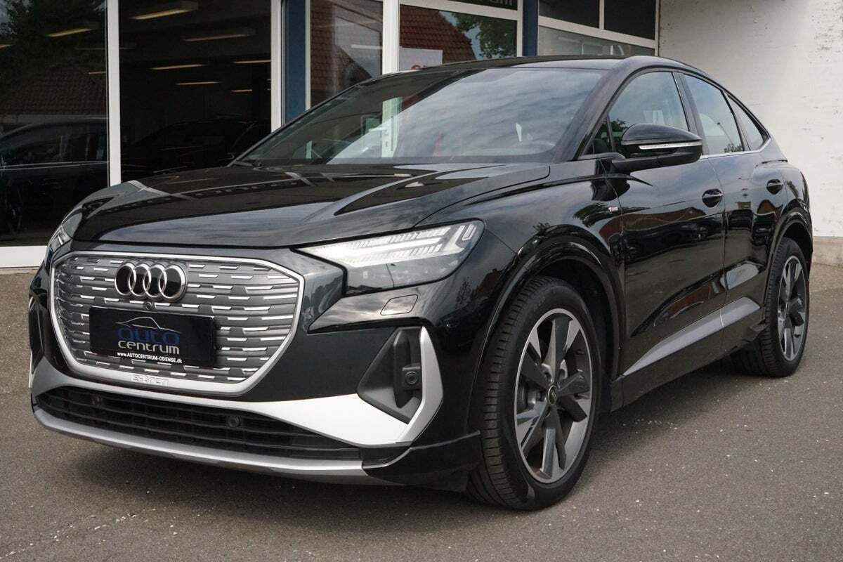 Audi Q4 e-tron 55 S-line Sportback quattro