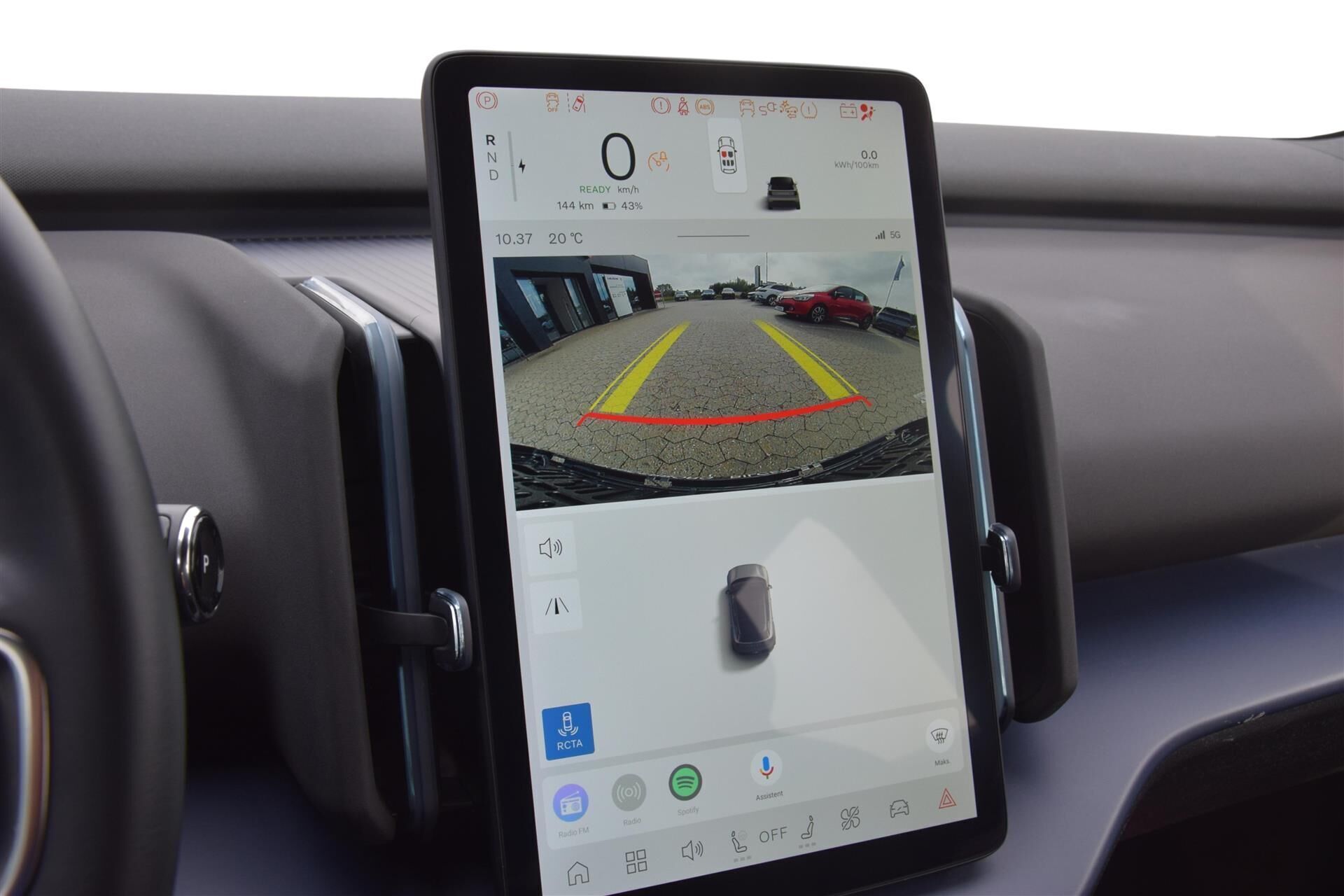 Grå Volvo EX30 fra 2024