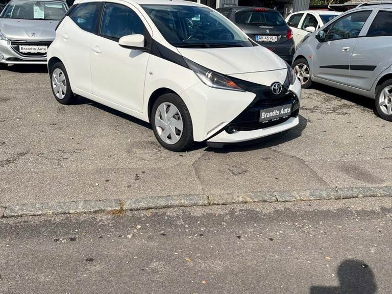 Toyota Aygo 1,0 VVT-i x-cite
