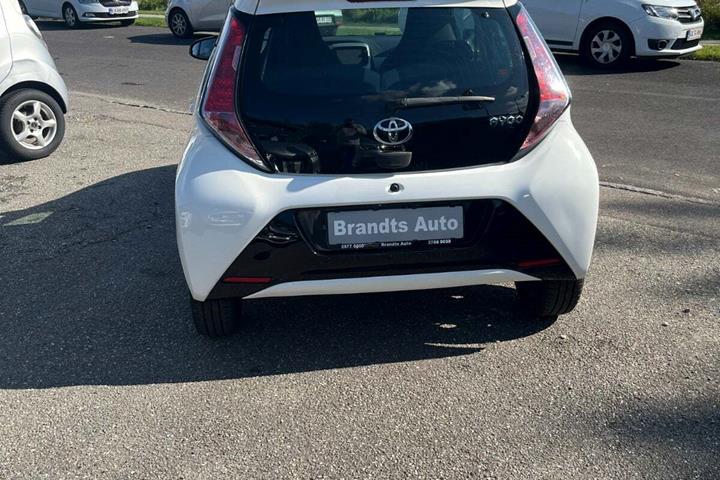 undefined Toyota Aygo fra 2015