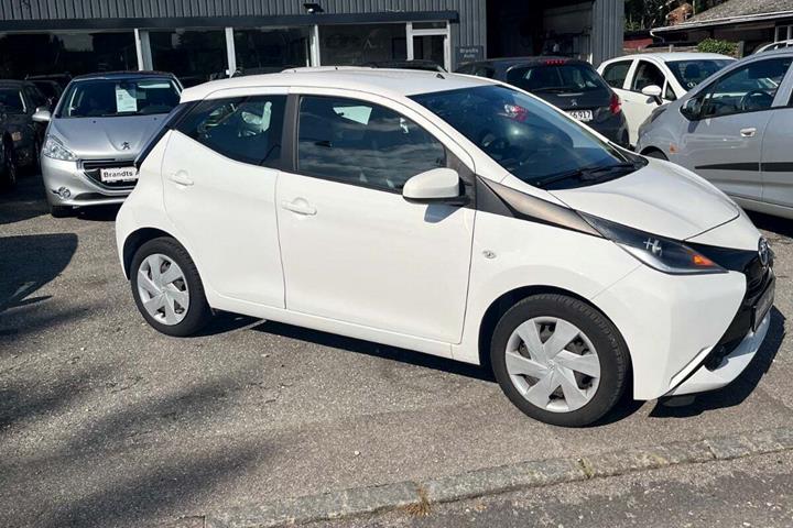 undefined Toyota Aygo fra 2015