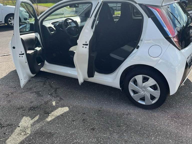 Toyota Aygo 1,0 VVT-i x-cite