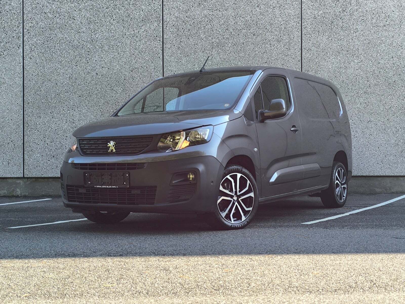 Peugeot Partner 1,5 BlueHDi 130 L2V2 Plus EAT8 Van