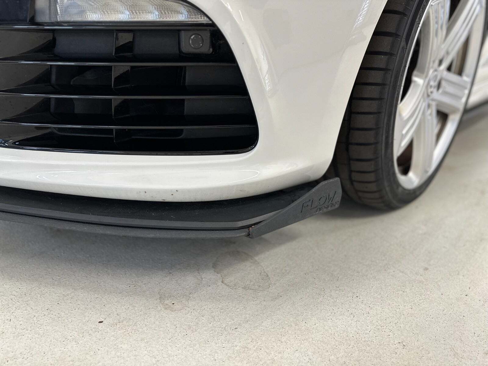 Hvid VW Golf VI fra 2012