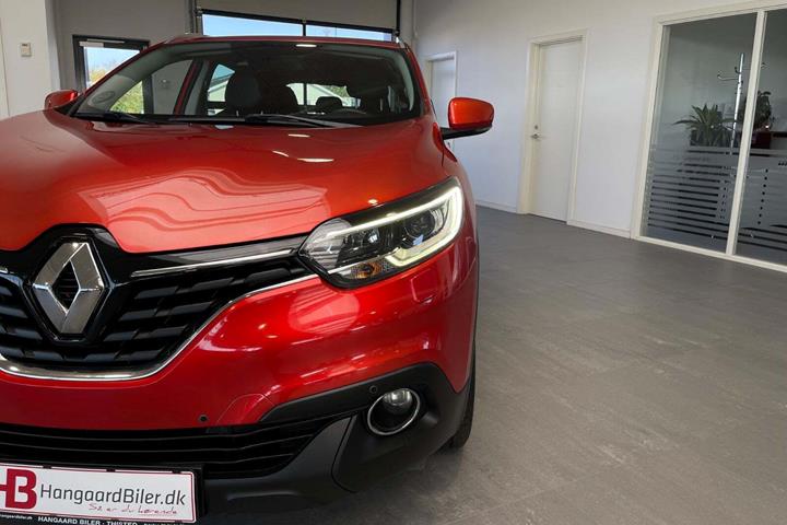 Rød Renault Kadjar fra 2016