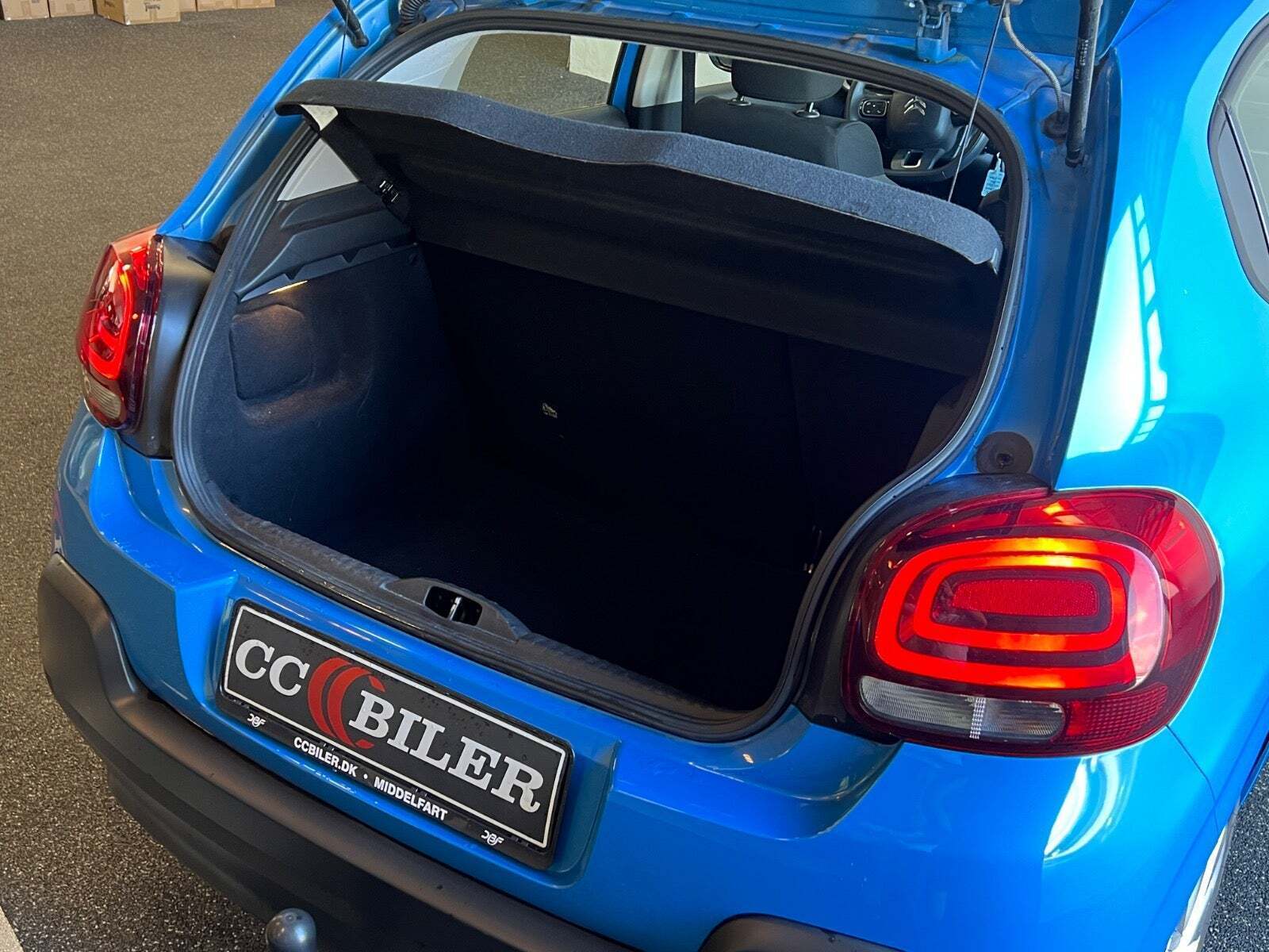 Blå Citroën C3 fra 2017
