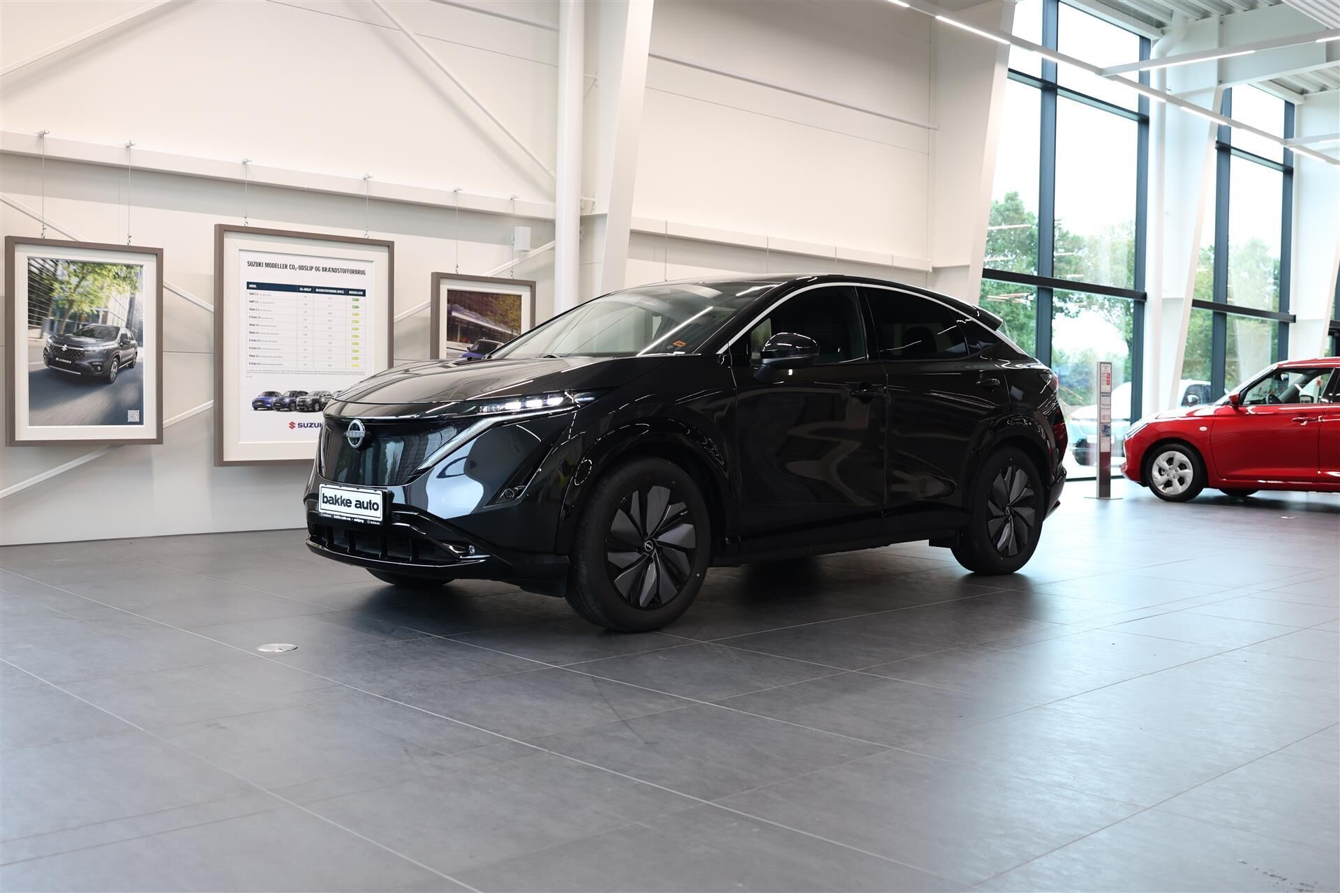 Sort Nissan Ariya fra 2024