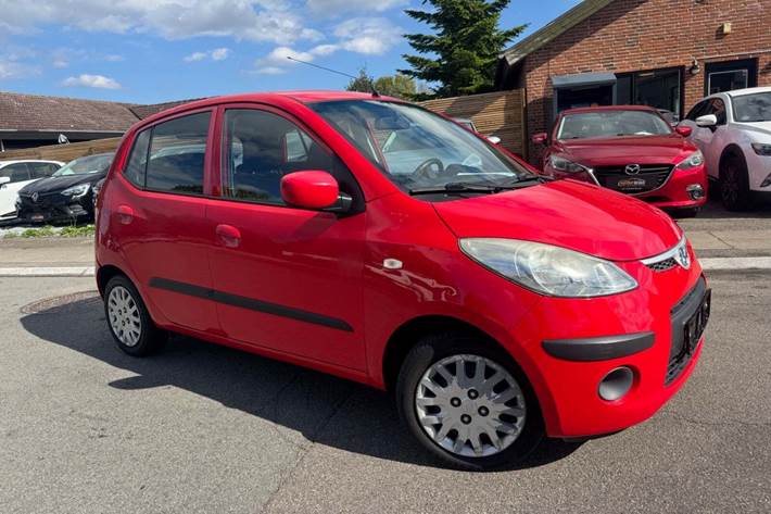 undefined Hyundai i10 fra 2008 set udefra