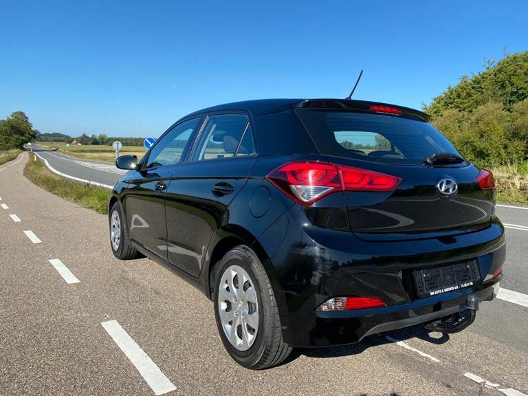 Hyundai i20 1,25 Trend