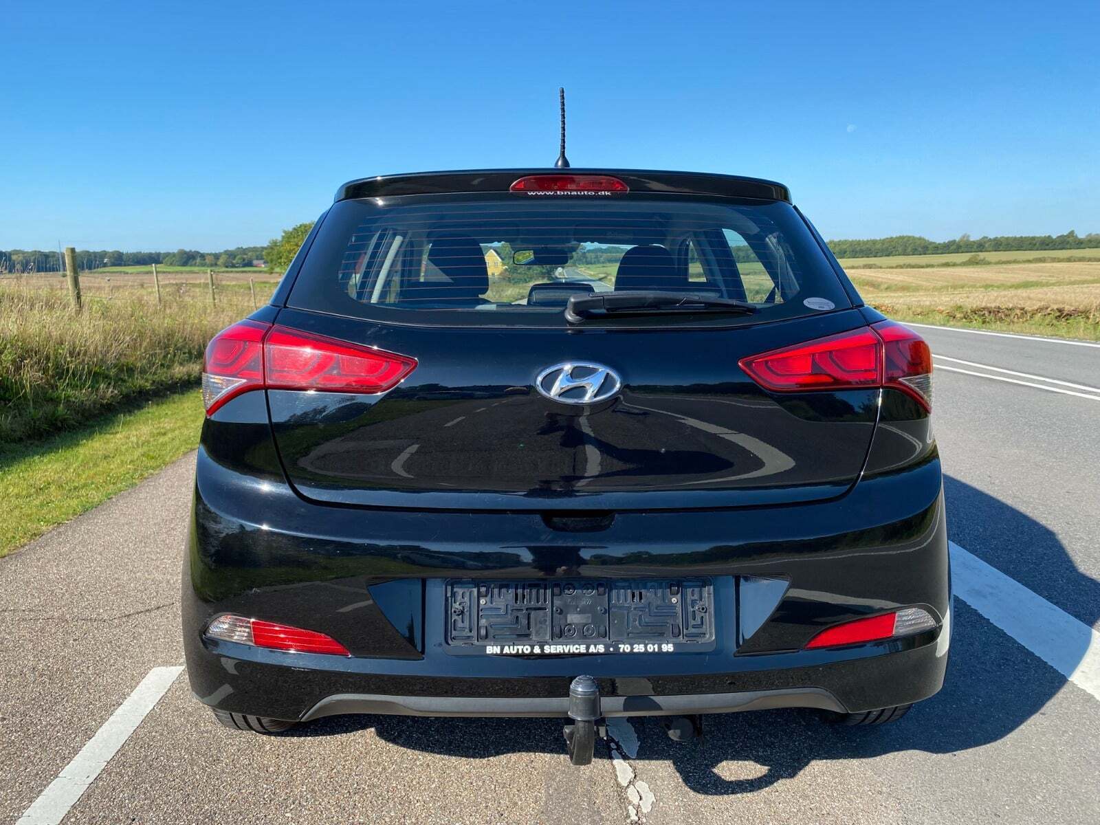 Sort Hyundai i20 fra 2016