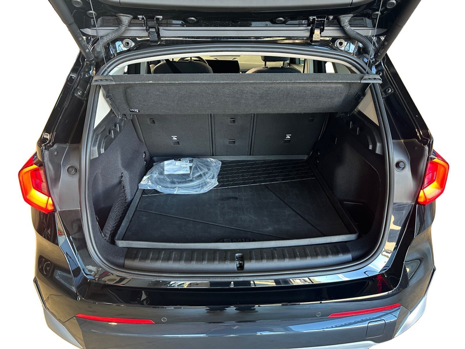 Sort BMW iX1 fra 2023