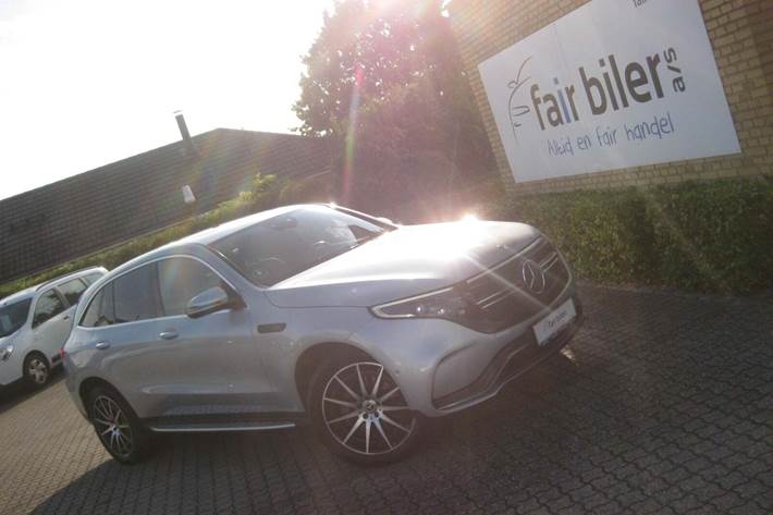 Sølv Mercedes EQC400 fra 2019