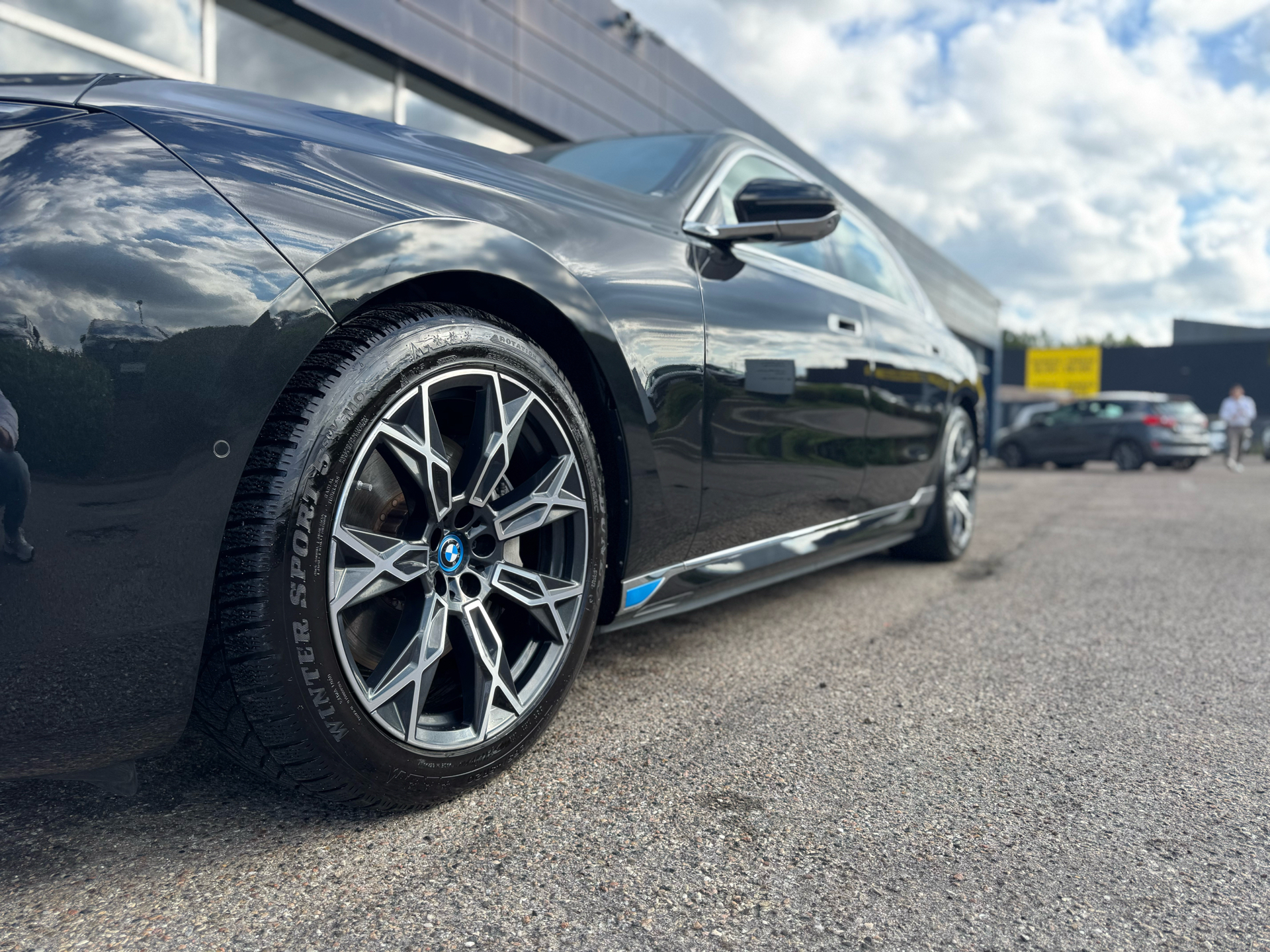 Sort BMW i7 fra 2022