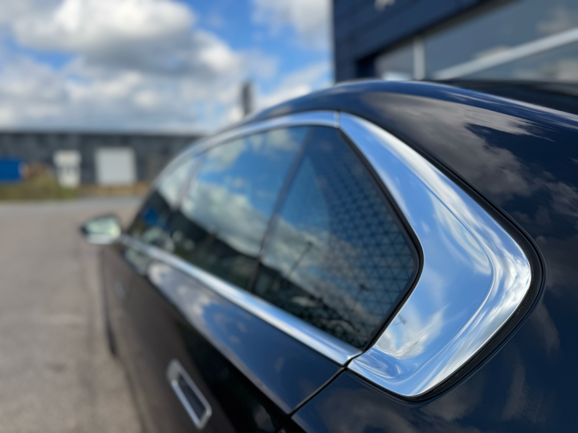 Sort BMW i7 fra 2022