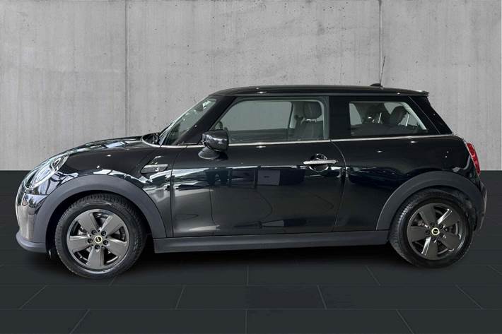 Sort Mini Cooper SE fra 2022