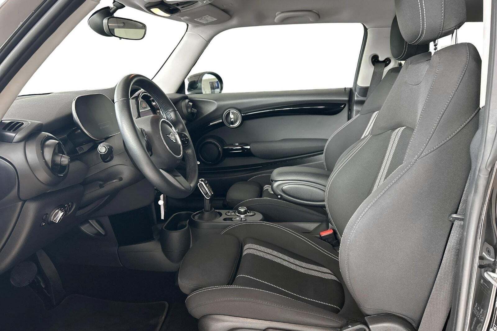 Mini Cooper SE Essential