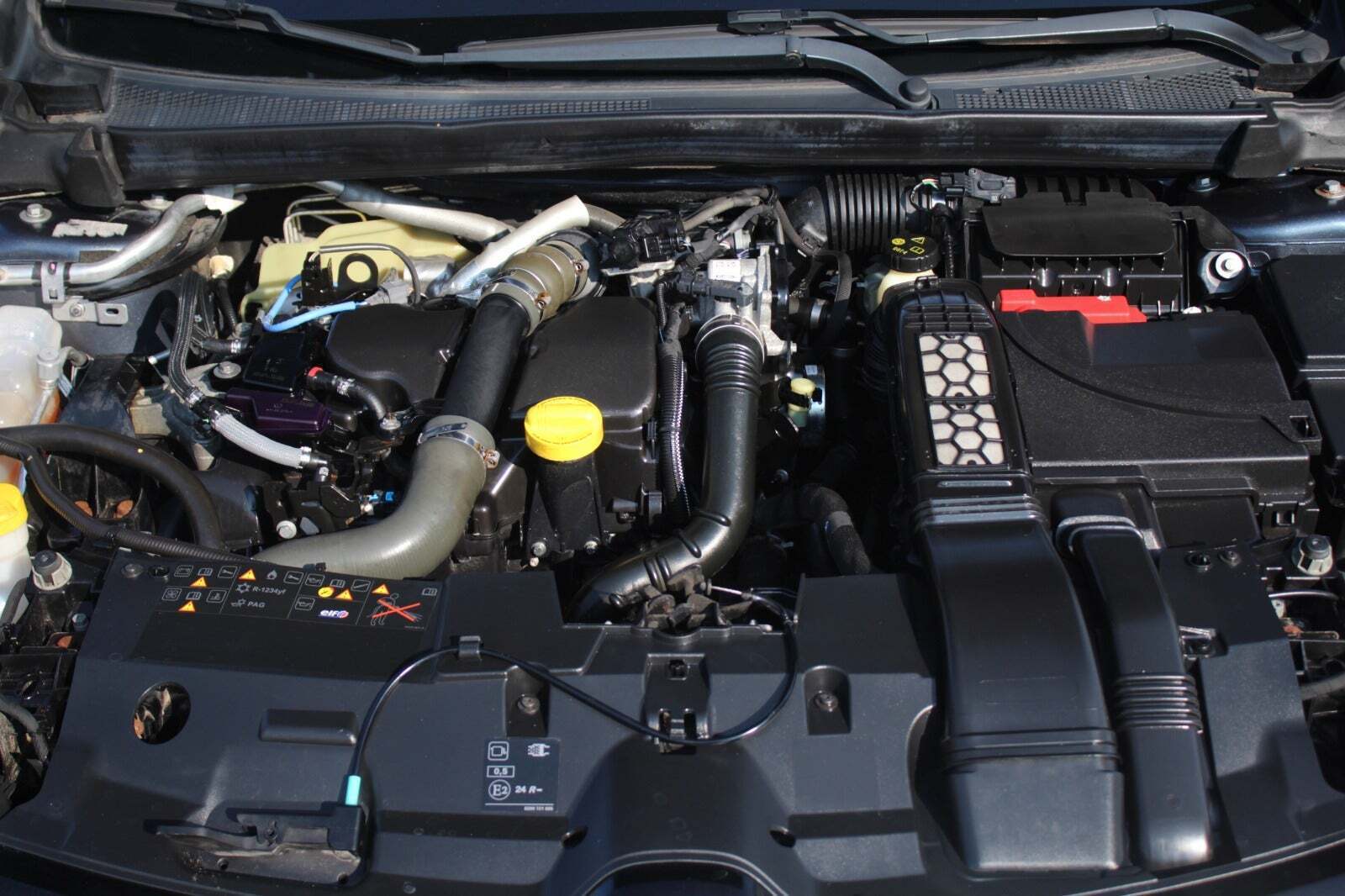 Grå Renault Megane IV fra 2017