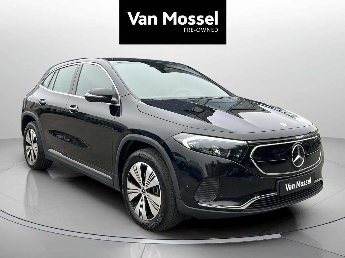 Sort Mercedes EQA250+ fra 2023