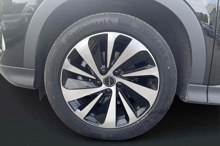 Sort BYD Seal U fra 2024