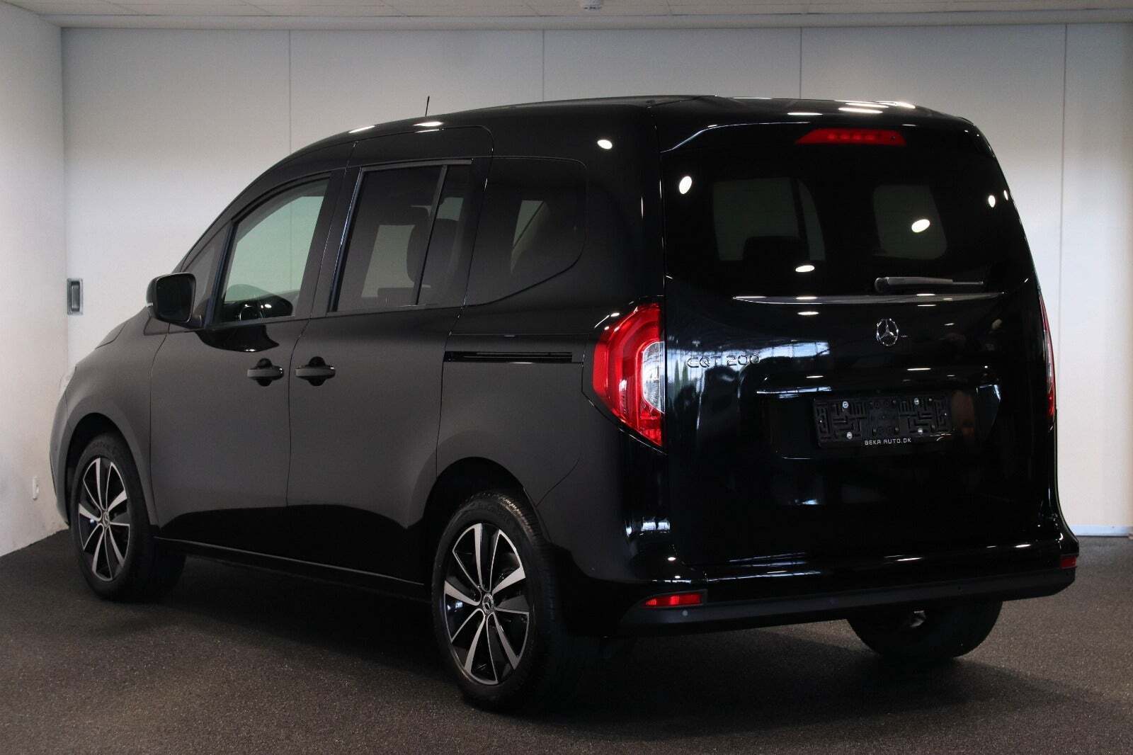 Mercedes EQT200 Progressive L1