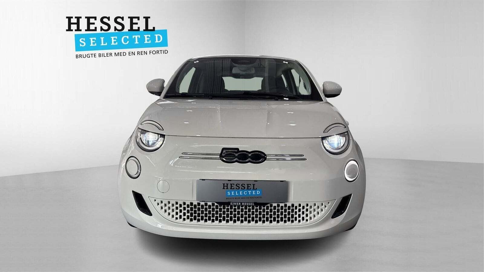 Hvid Fiat 500e fra 2022