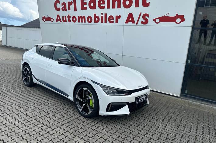 Hvid Kia EV6 fra 2024 set udefra