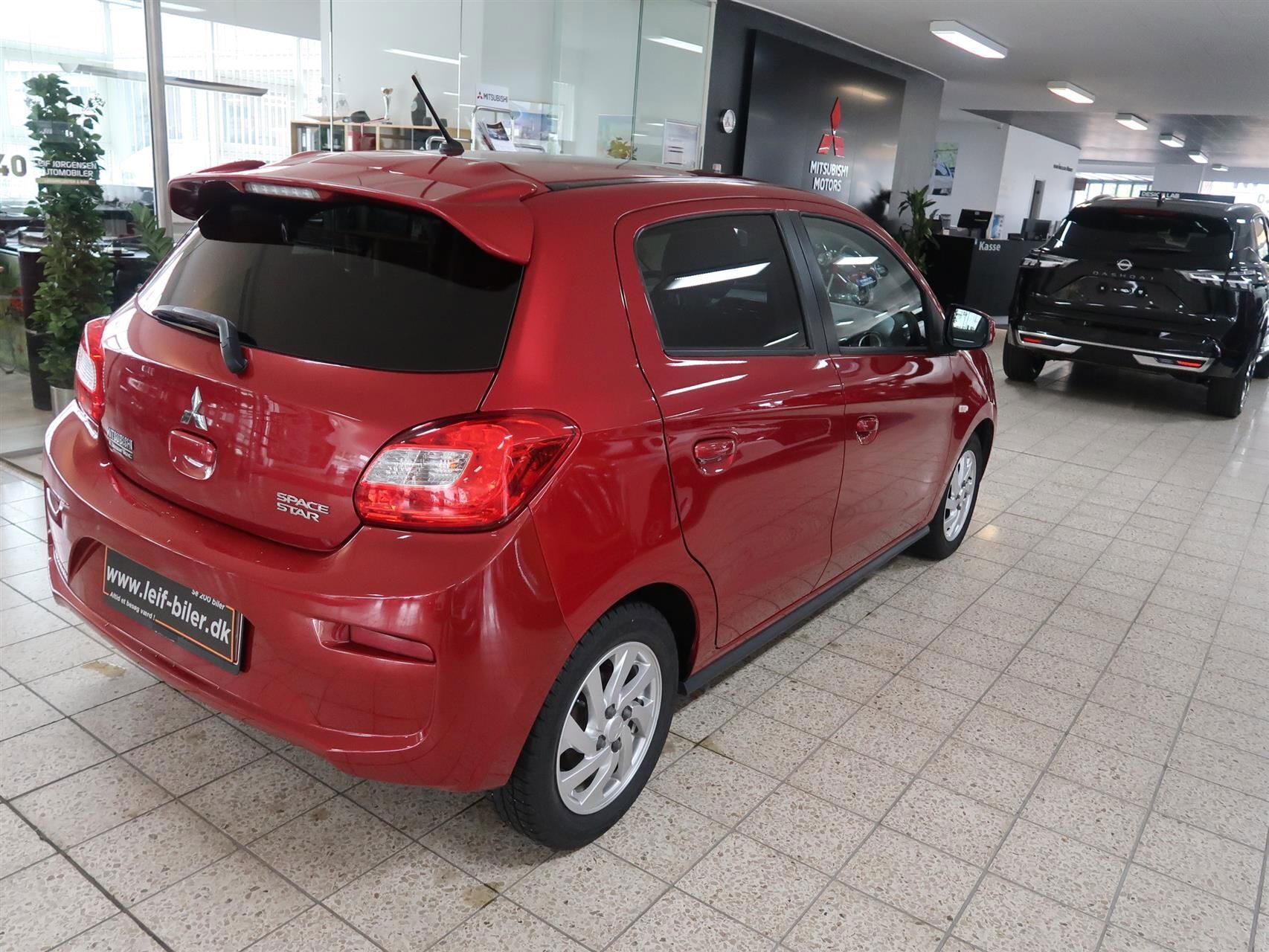 Mitsubishi Space Star 1,2 Inlead 80HK 5d