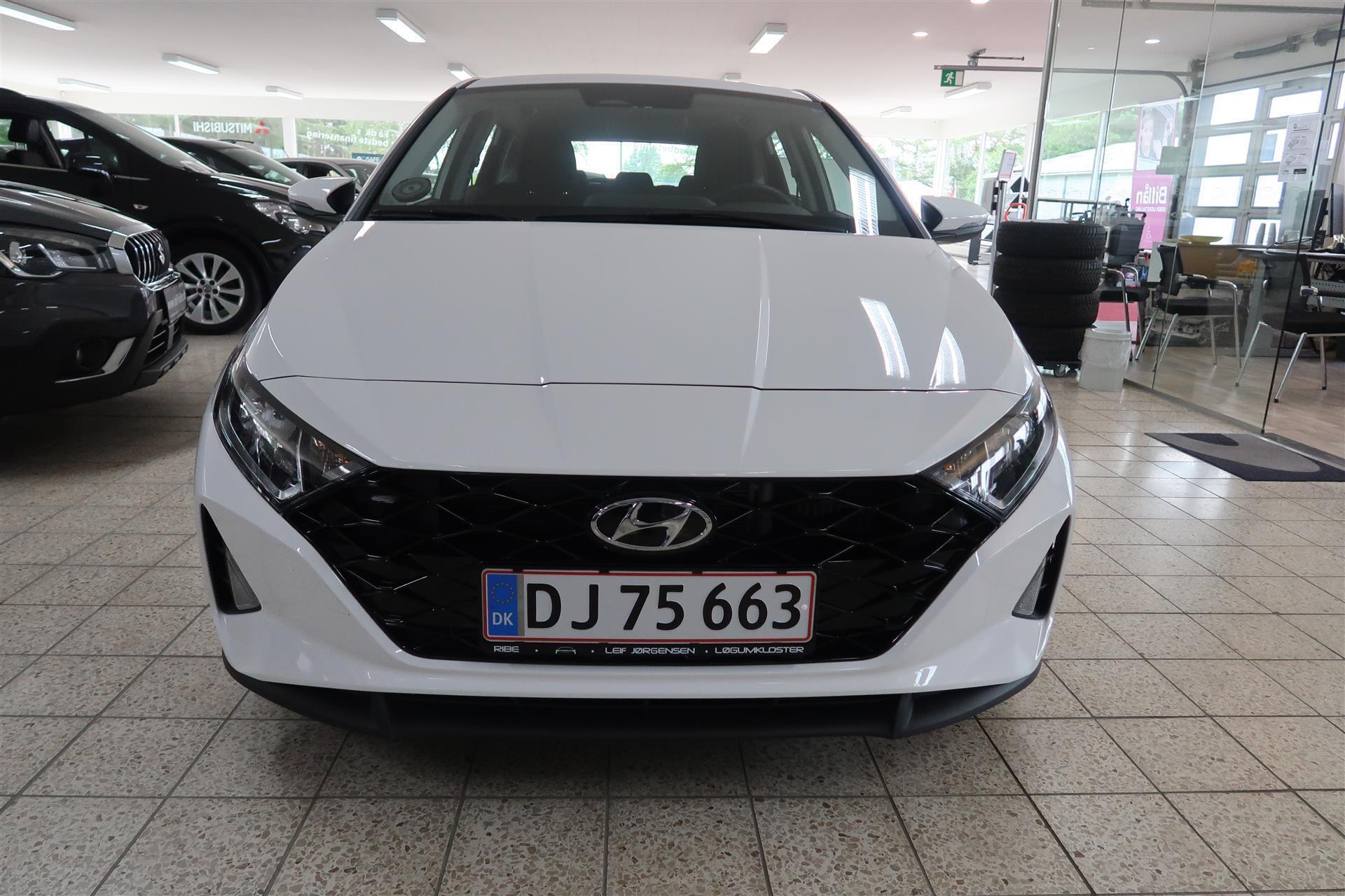 Hyundai i20 1,0 T-GDI Essential DCT 100HK 5d 7g Aut.