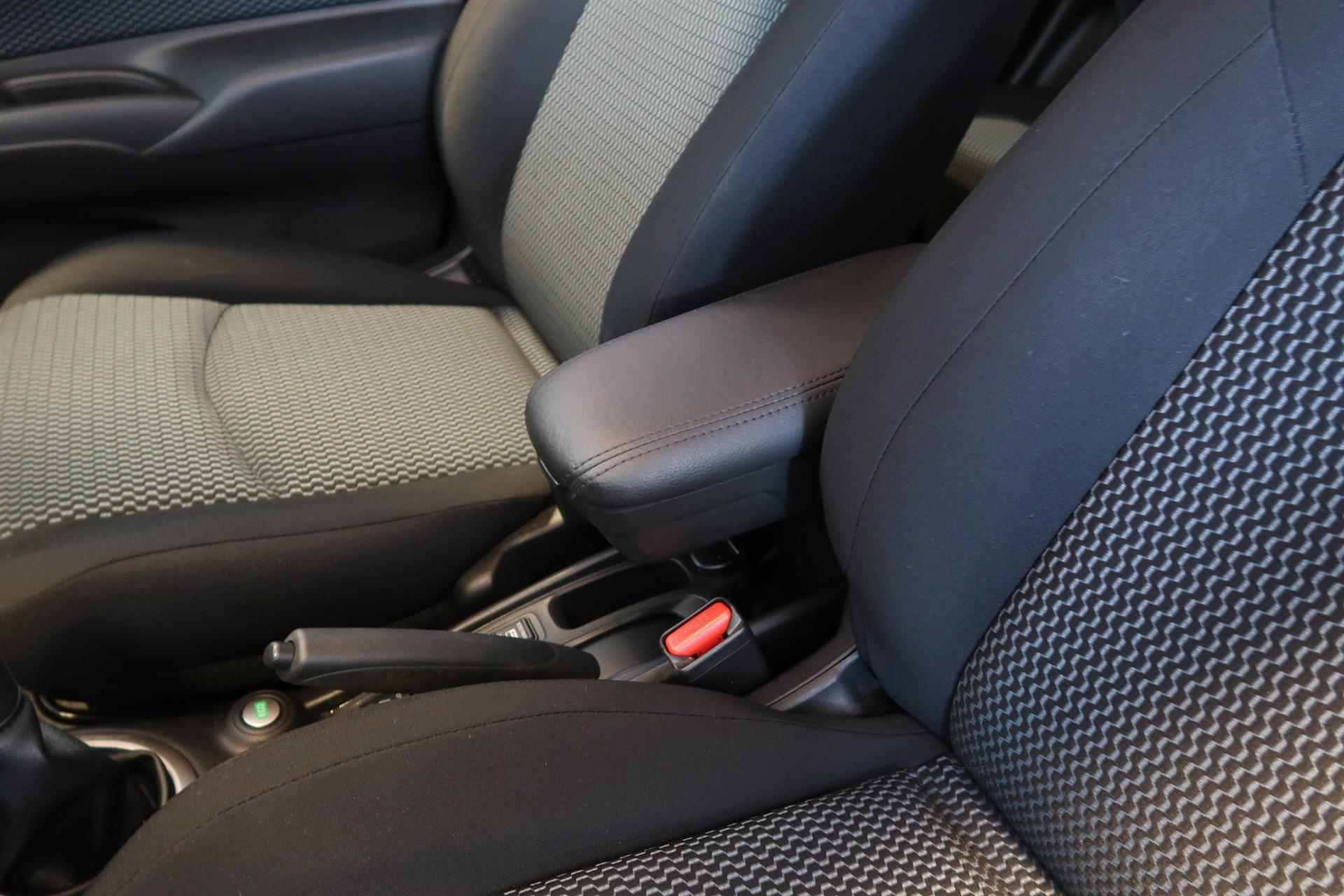 Sort Nissan Note fra 2013