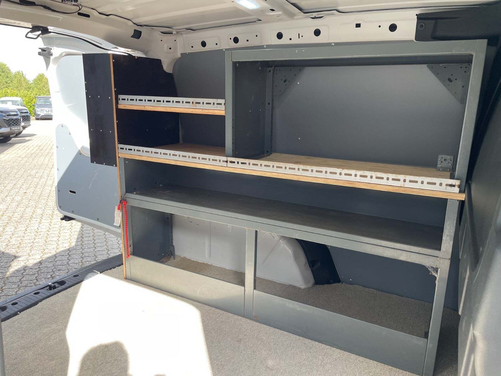 Hvid VW Caddy fra 2021