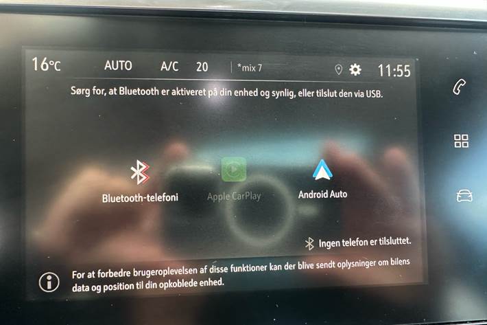 Grå Opel Corsa fra 2020