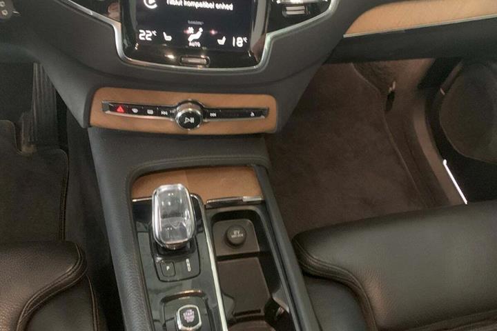 undefined Volvo XC90 fra 2020