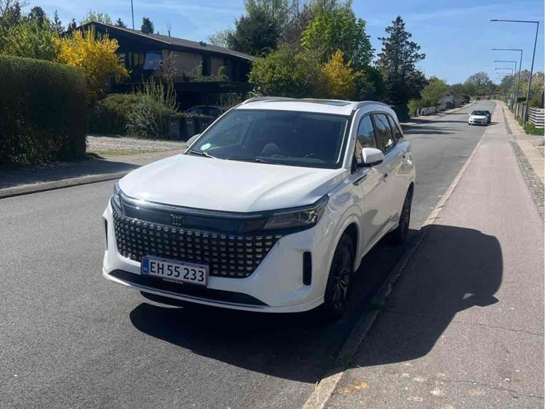 Navor E5 1,5 PHEV 1,5L 218hk SUV CVT