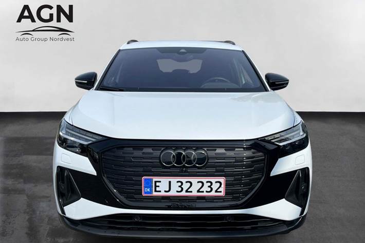 Hvid Audi Q4 e-tron fra 2024