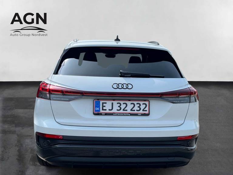 Audi Q4 e-tron 45 S-line