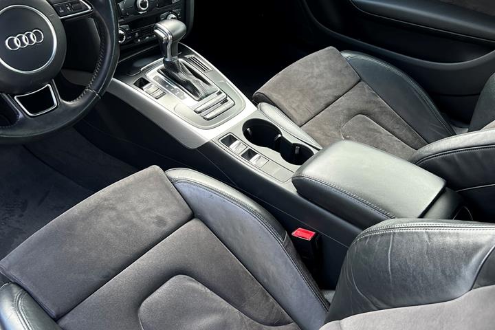 Hvid Audi A5 Cabriolet fra 2013