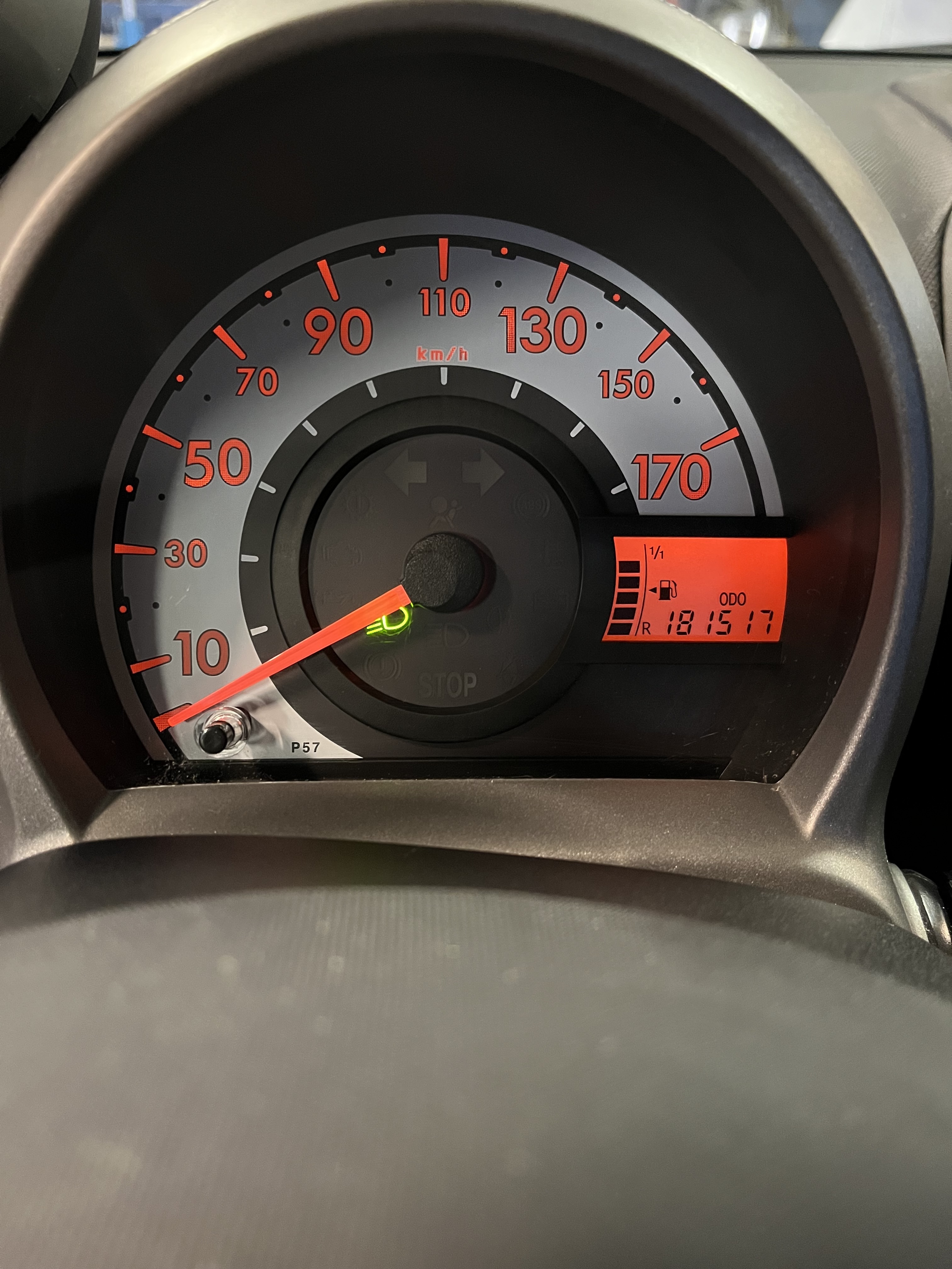 Grå Citroën C1 fra 2012