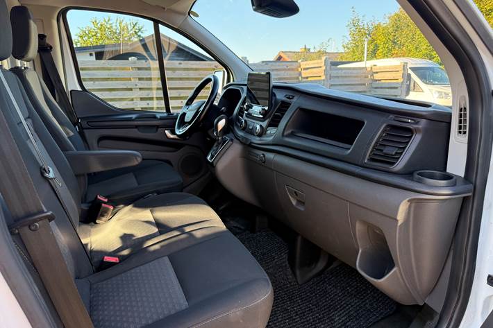 Hvid Ford Transit Custom Van fra 2020